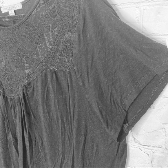 Green envelope Black mesh embroidered yoke top 2x - Picture 7 of 10